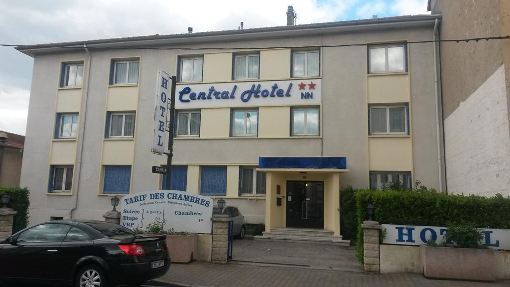 Central Hotel Сен-Приест Экстерьер фото